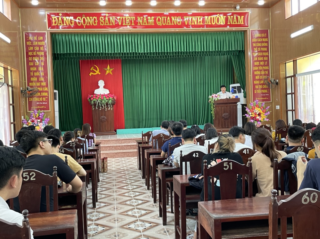 K64-Chính trị học khảo sát thực tế  tại huyện Hải Hậu và Xuân Trường, tỉnh Nam Định